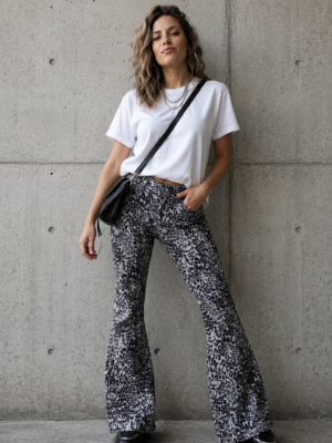 file_000000003e5071fbb4ddac6aa9fce06c Pantalón Print Claus