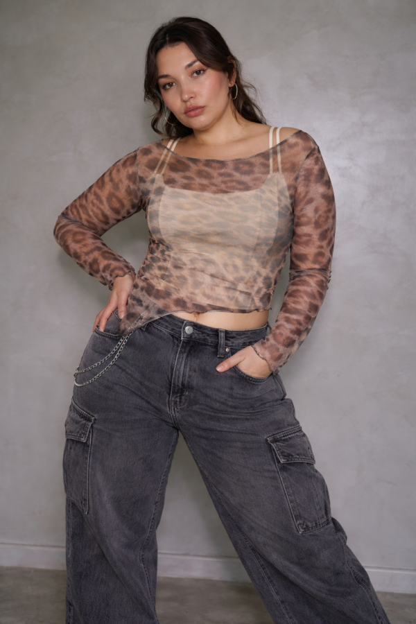file_00000000416871f6aa8c4d48820db5e3 Blusa print asimetrica