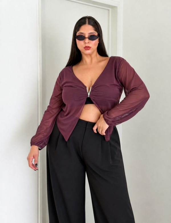 Blusa tul con hebilla V